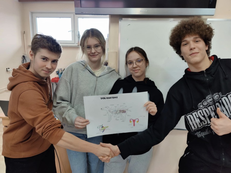 8bb9eb89-2f02-4e7a-85f3-611a92b5a3ae