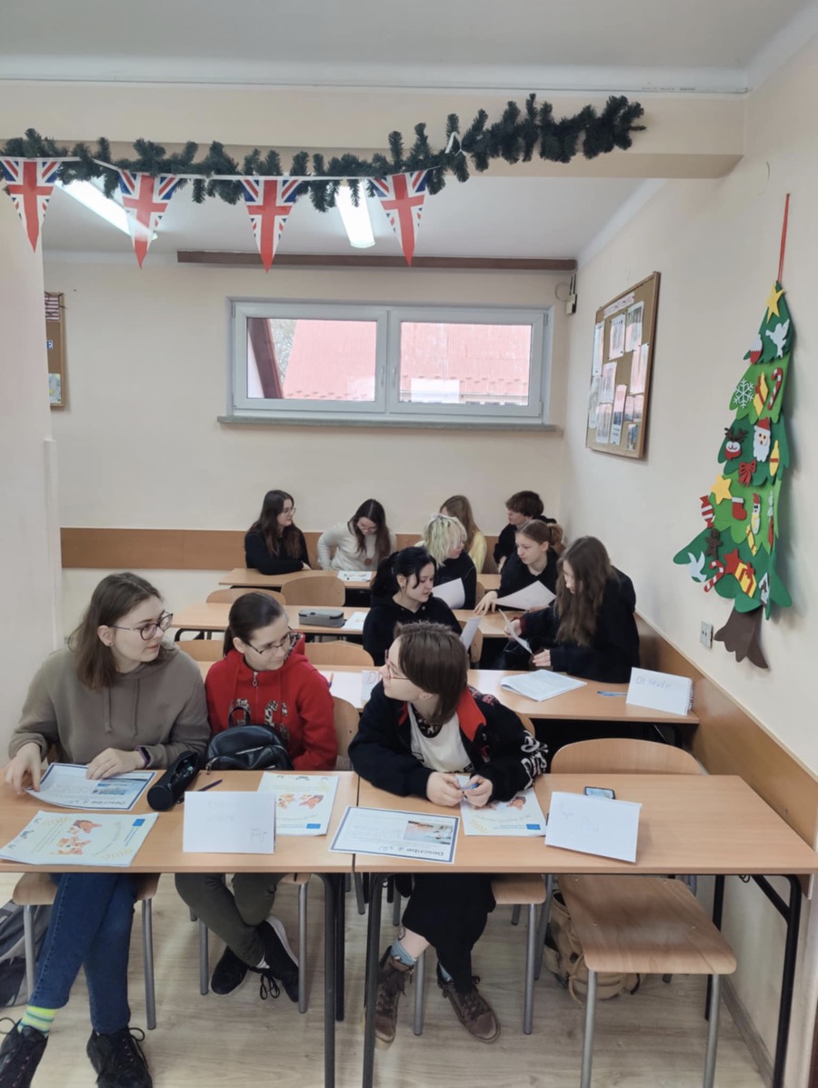 ebb75521-7108-45b0-aec7-53ef567f88dc