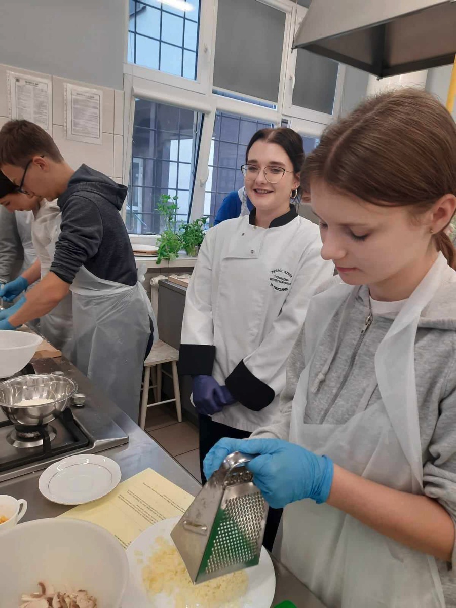 462540965_1057697245637031_7229681792714208426_n