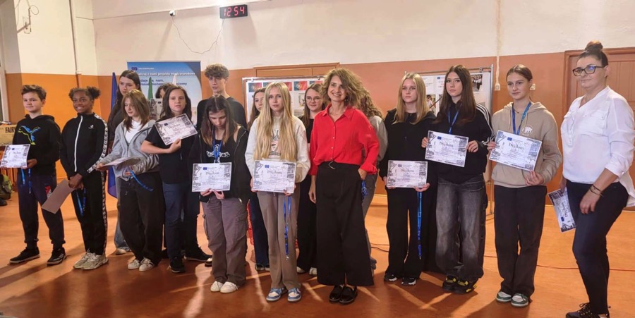 adaa2c0a-2838-486f-803d-7b3e0252ea3d