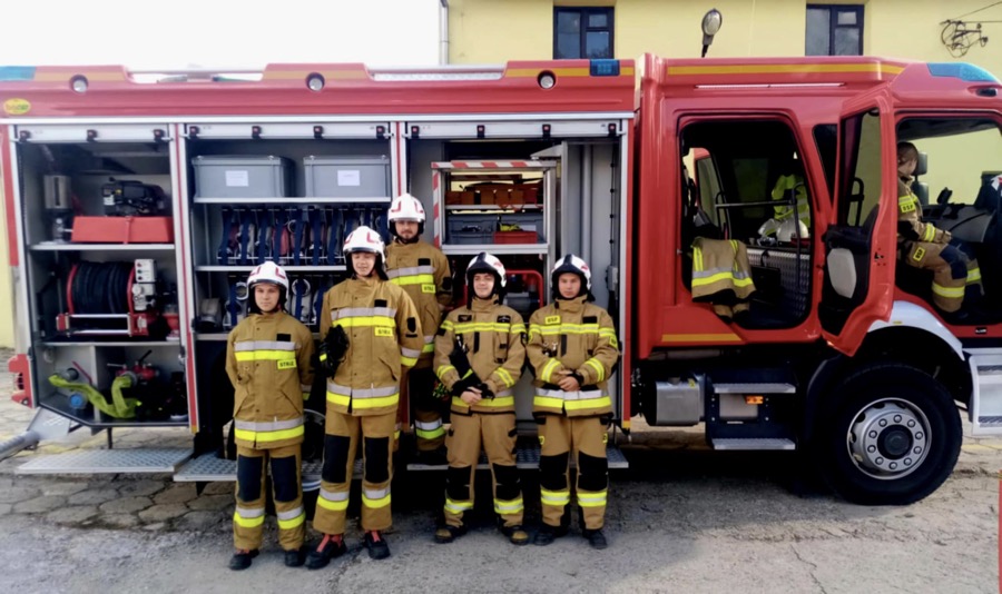 9c508e3b-9e8d-4ed5-af8b-ae9bf2c82814