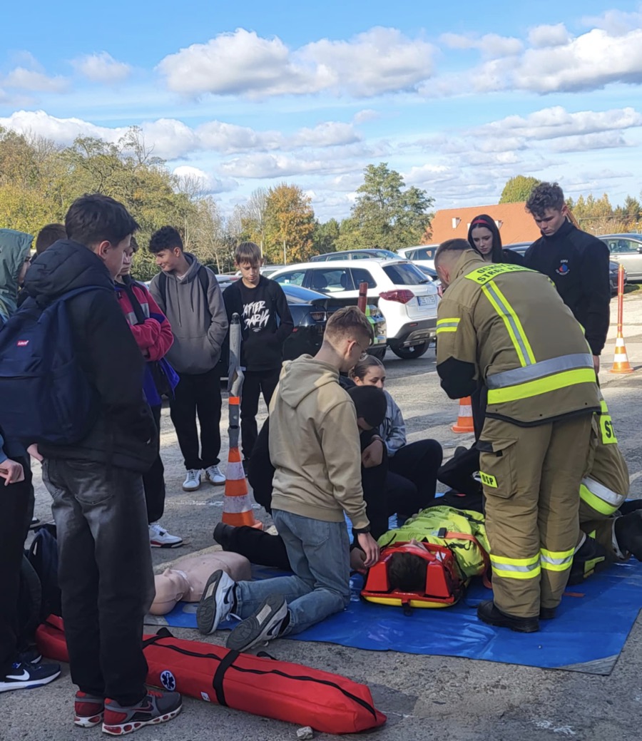 a111849b-3a52-4470-a728-8e91d84429fb